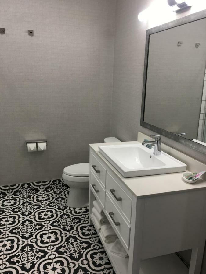 Riverside Inn ハンニバル エクステリア 写真