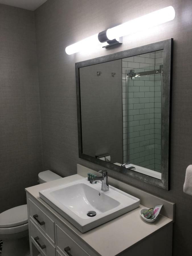Riverside Inn ハンニバル エクステリア 写真
